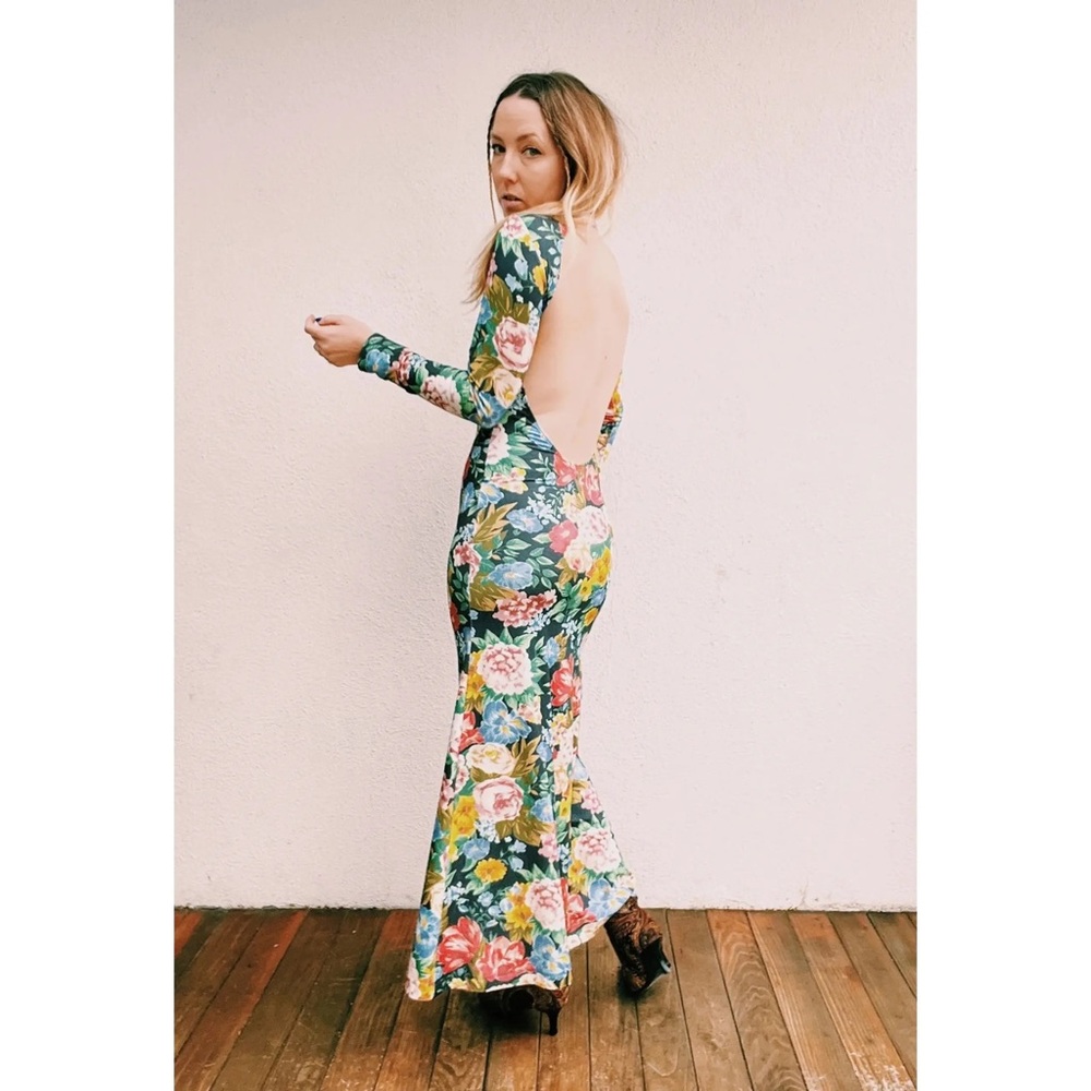 Novella Royale Multicolor Backless Maxi Dress
